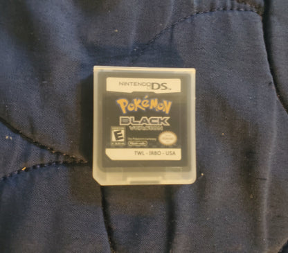 Pokemon Black Version 1 NDS Video Game Cartridge Nintendo DS 2011