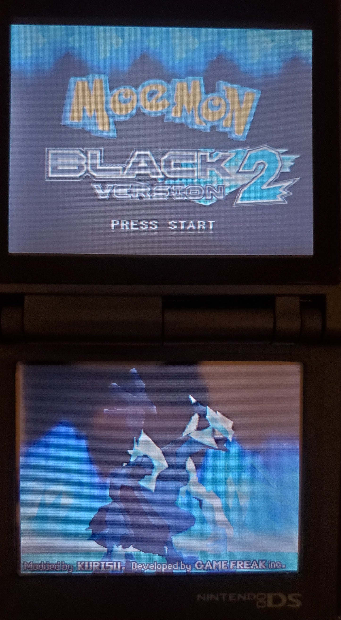 Pokemon Moemon Black and White 2 NDS Video Game Nintendo DS with Box