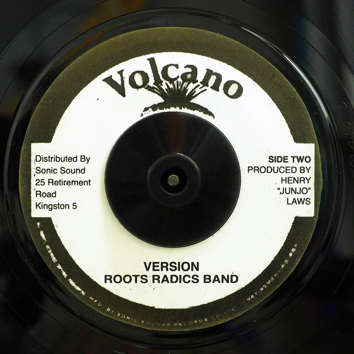 Barrington Levy - Prison Oval Rock  /  Roots Radics - Version (rhythm: "Prison Oval Rock") [New Vinyl 7"]