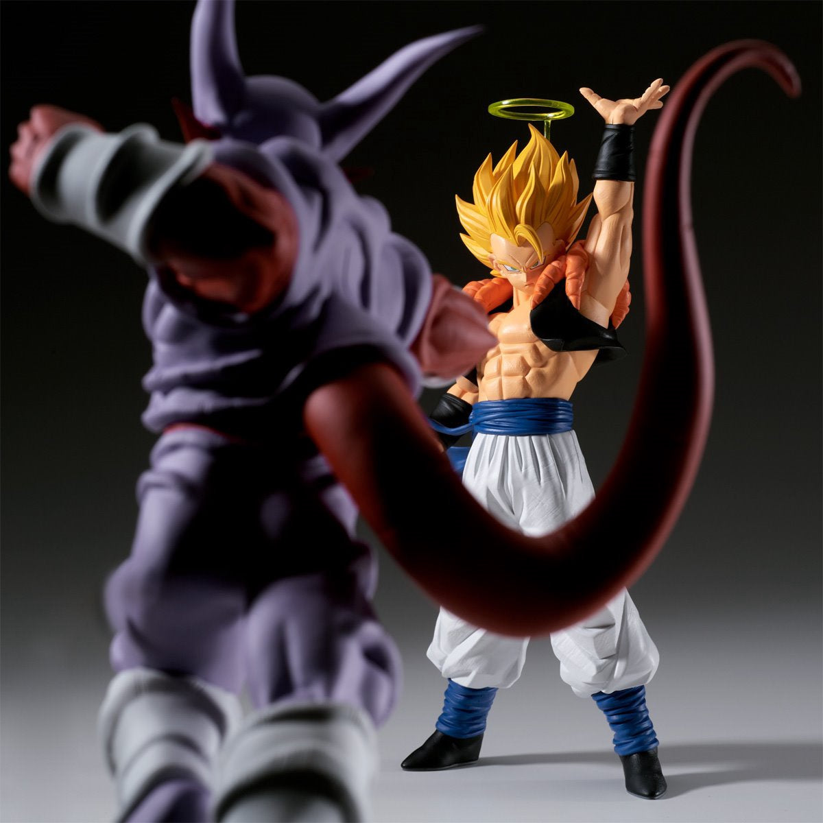 Dragon Ball Z Super Saiyan Gogeta Vs Janemba Match Makers Statue