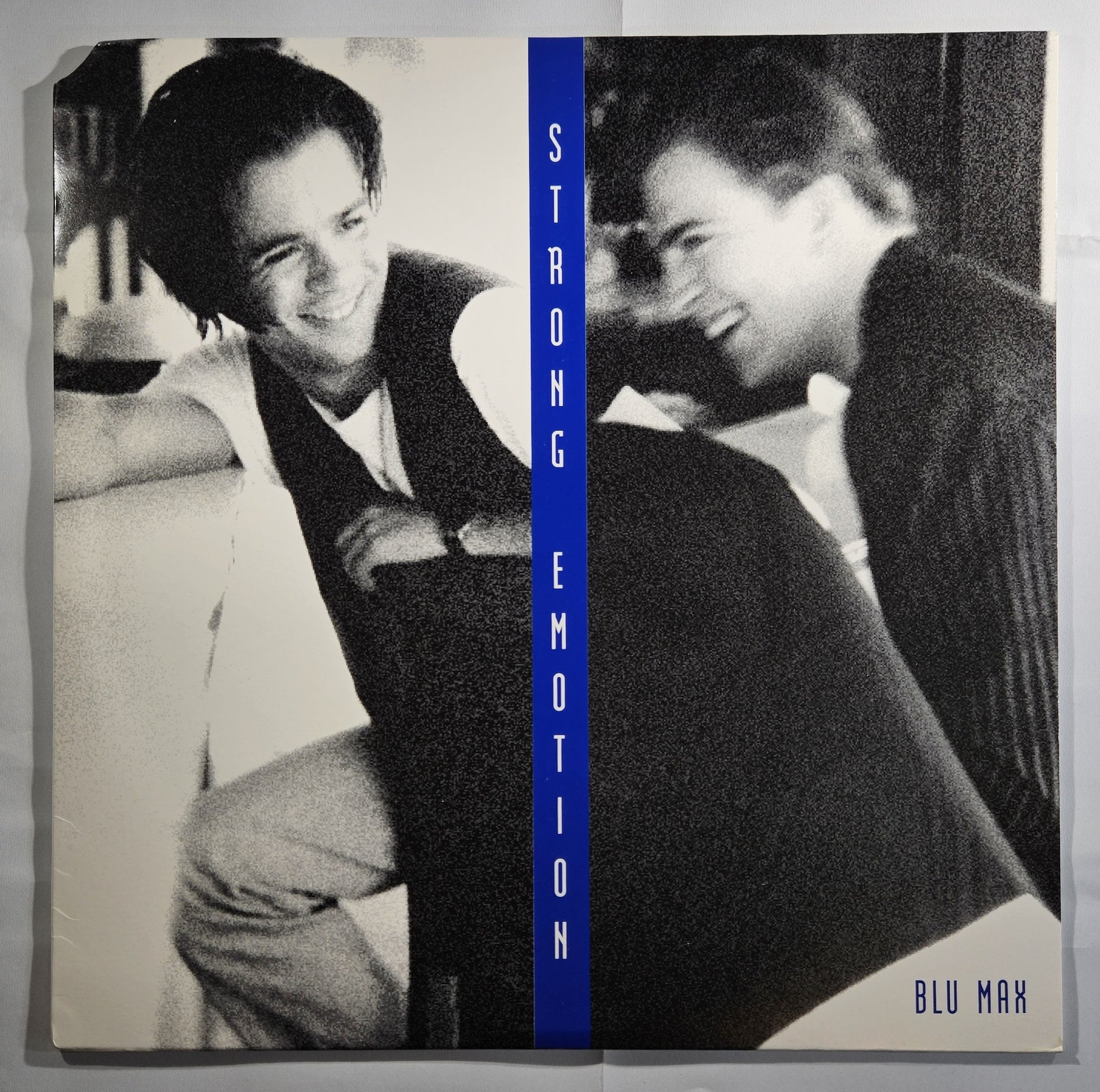 Blu Max - Strong Emotion [1990 Used Vinyl Record 12" Single]