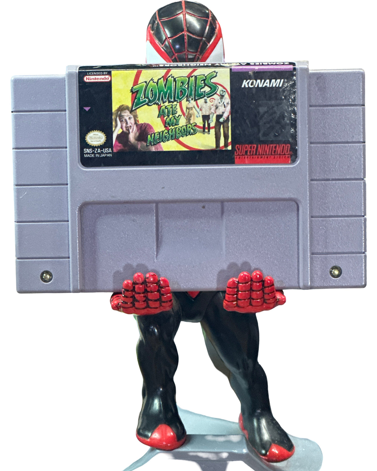 Zombies Ate My Neighbors - Super Nintendo