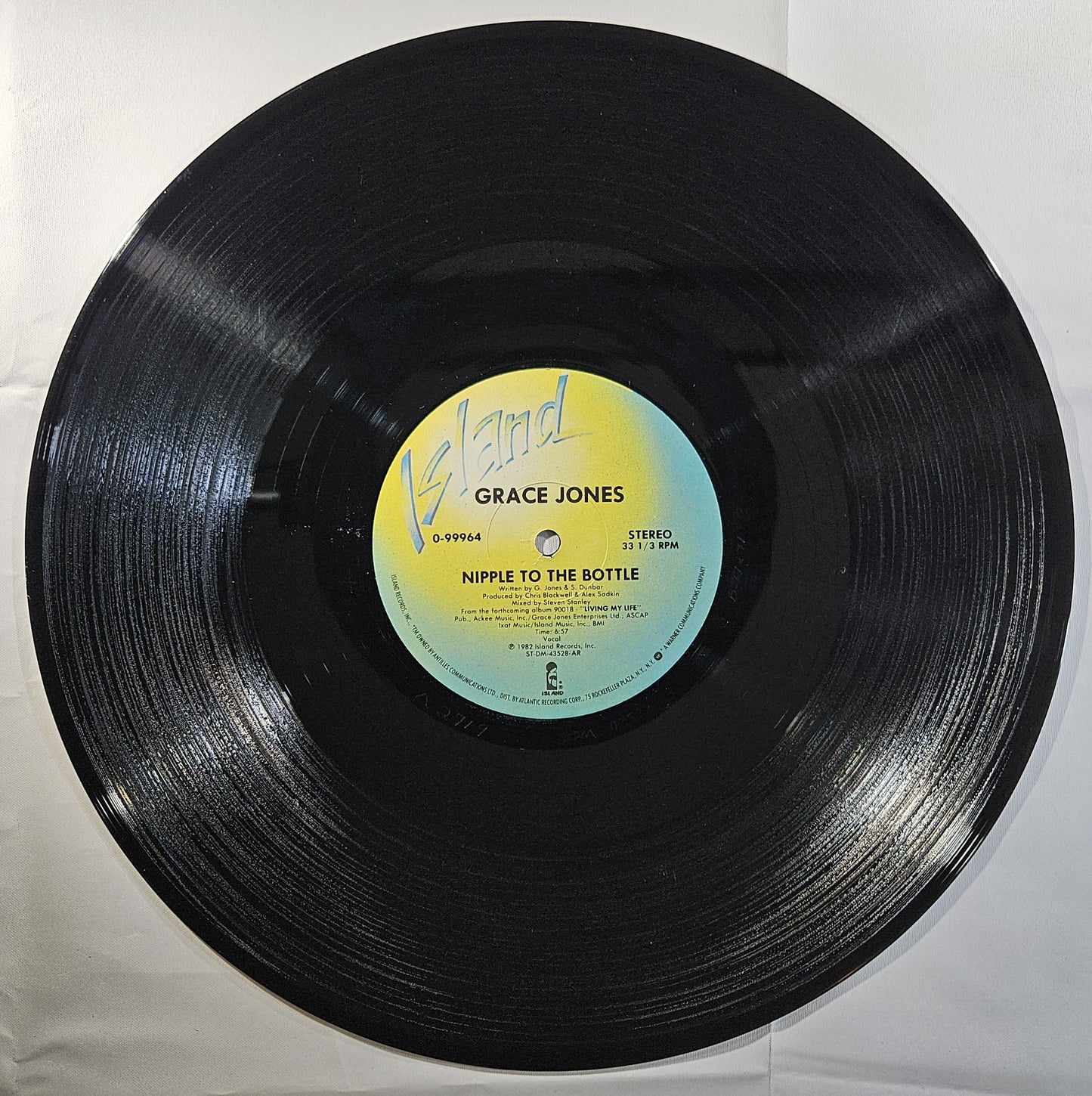 Grace Jones - Nipple to the Bottle [1982 Used Vinyl Record 12" Single]