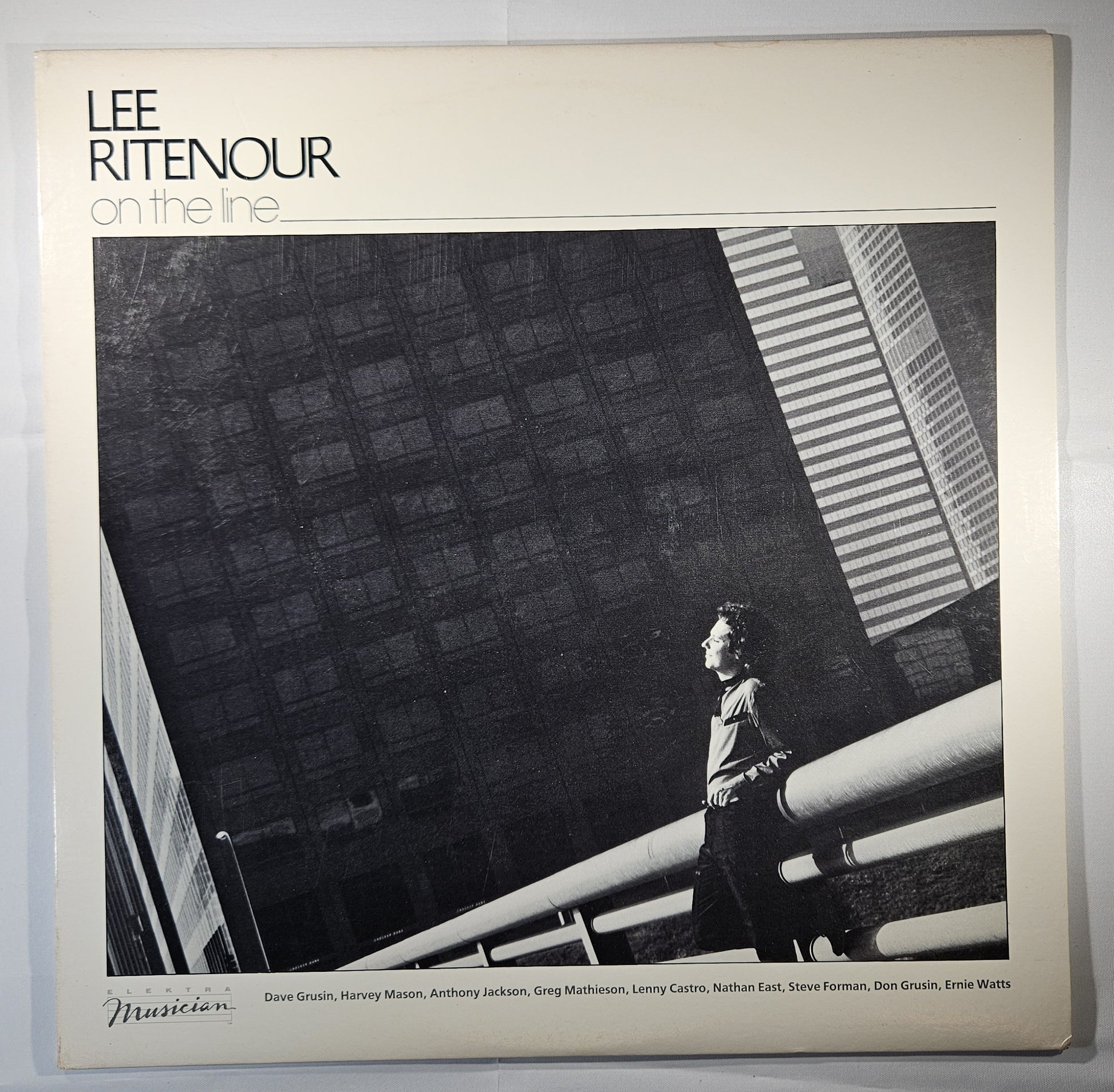 Lee Ritenour - On the Line [1983 Allied Pressing] [Used Vinyl Record LP]