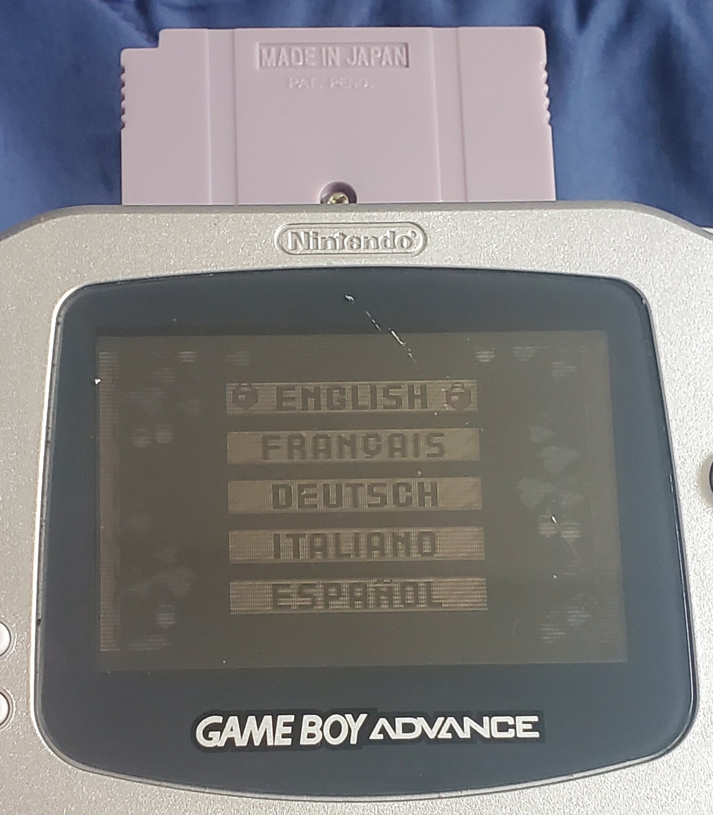 Legend of Zelda Oracle of Seasons GBC Video Game Boy Color 2001