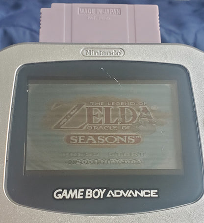 Legend of Zelda Oracle of Seasons GBC Video Game Boy Color 2001