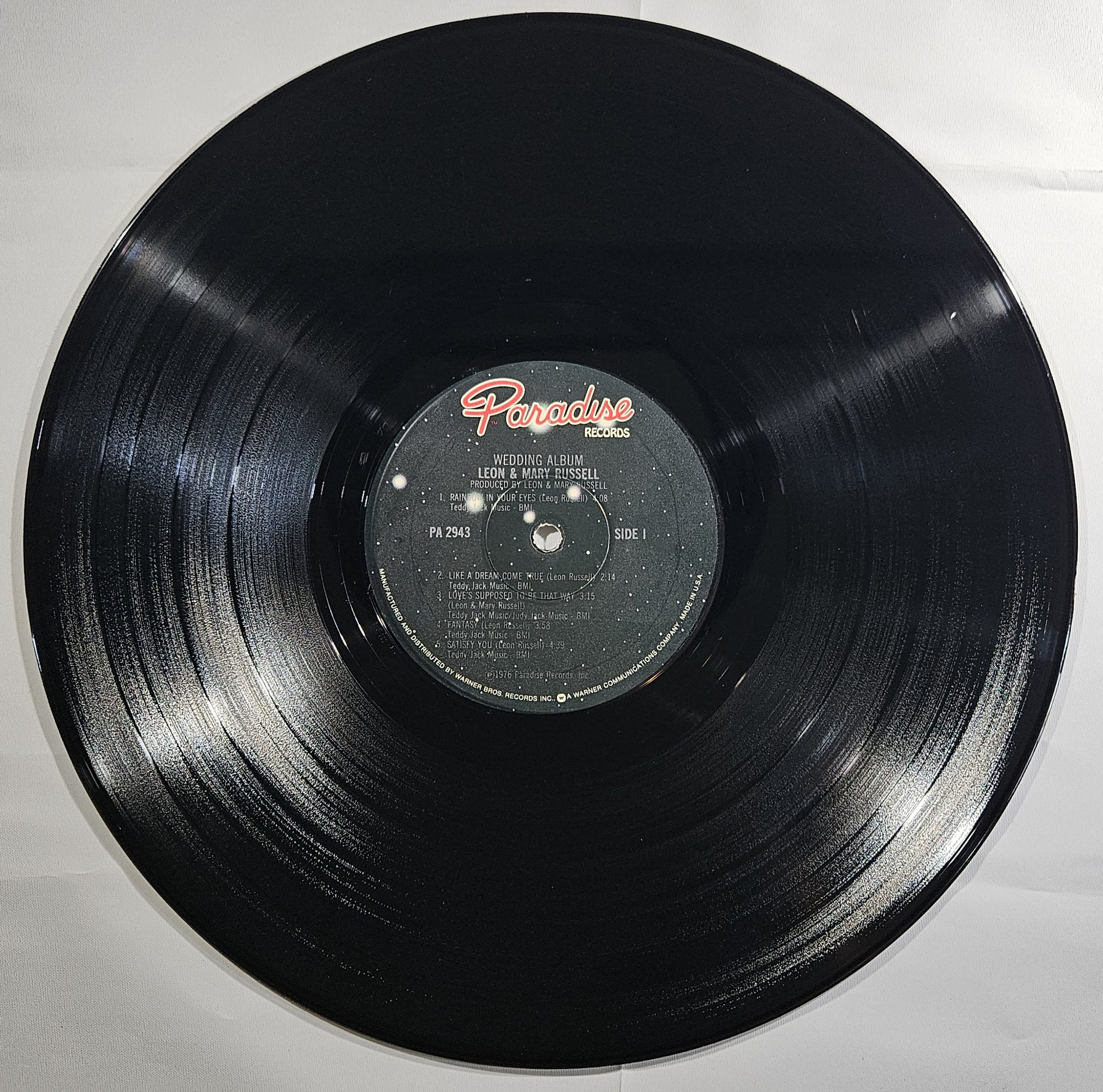 Leon & Mary Russell - Wedding Album [1976 Winchester Pressing] [Used Vinyl Record LP]