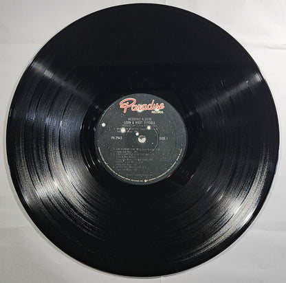 Leon & Mary Russell - Wedding Album [1976 Winchester Pressing] [Used Vinyl Record LP]