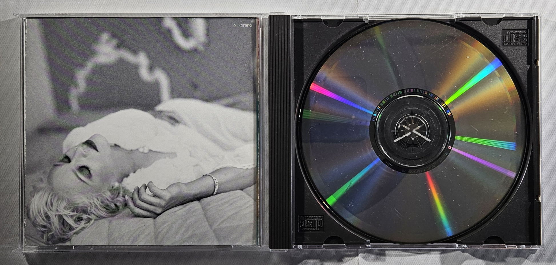 Madonna - Bedtime Stories [1991 Allied Pressing] [Used CD]