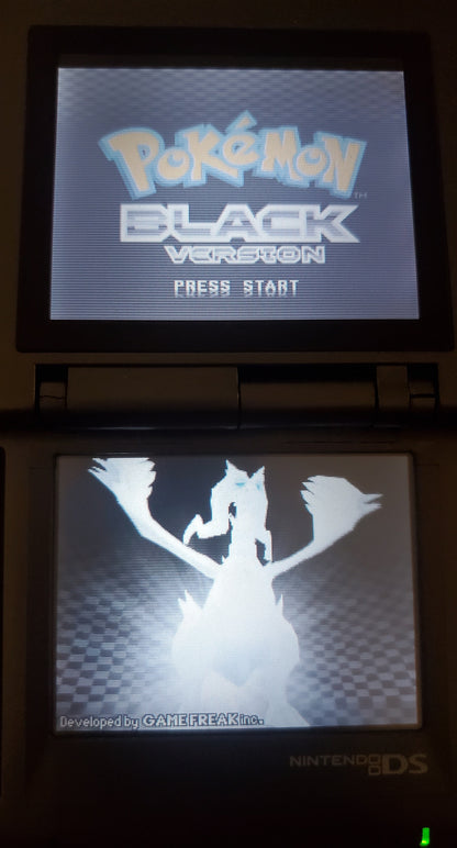 Pokemon Black Version 1 NDS Video Game Cartridge Nintendo DS 2011