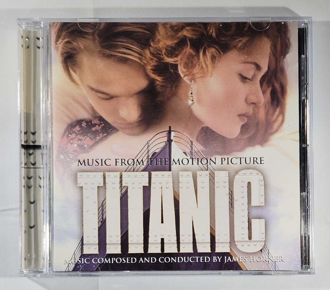 Soundtrack - Titanic (Music From the Motion Picture) [1997 Used CD] [D]