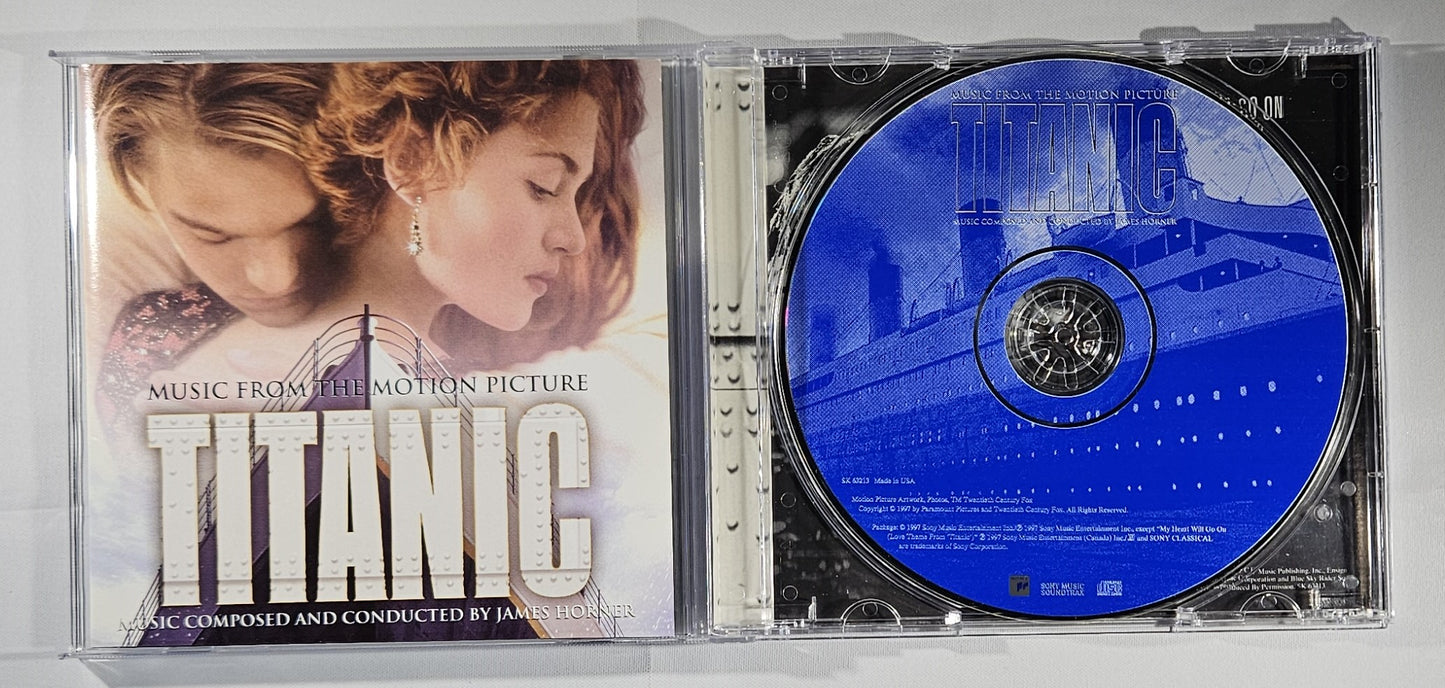 Soundtrack - Titanic (Music From the Motion Picture) [1997 Used CD] [D]