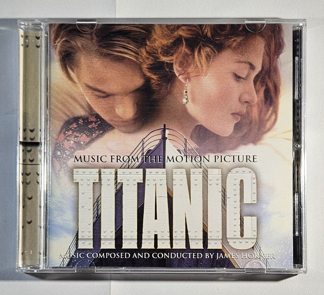 Soundtrack - Titanic (Music From the Motion Picture) [1997 Used CD] [E]