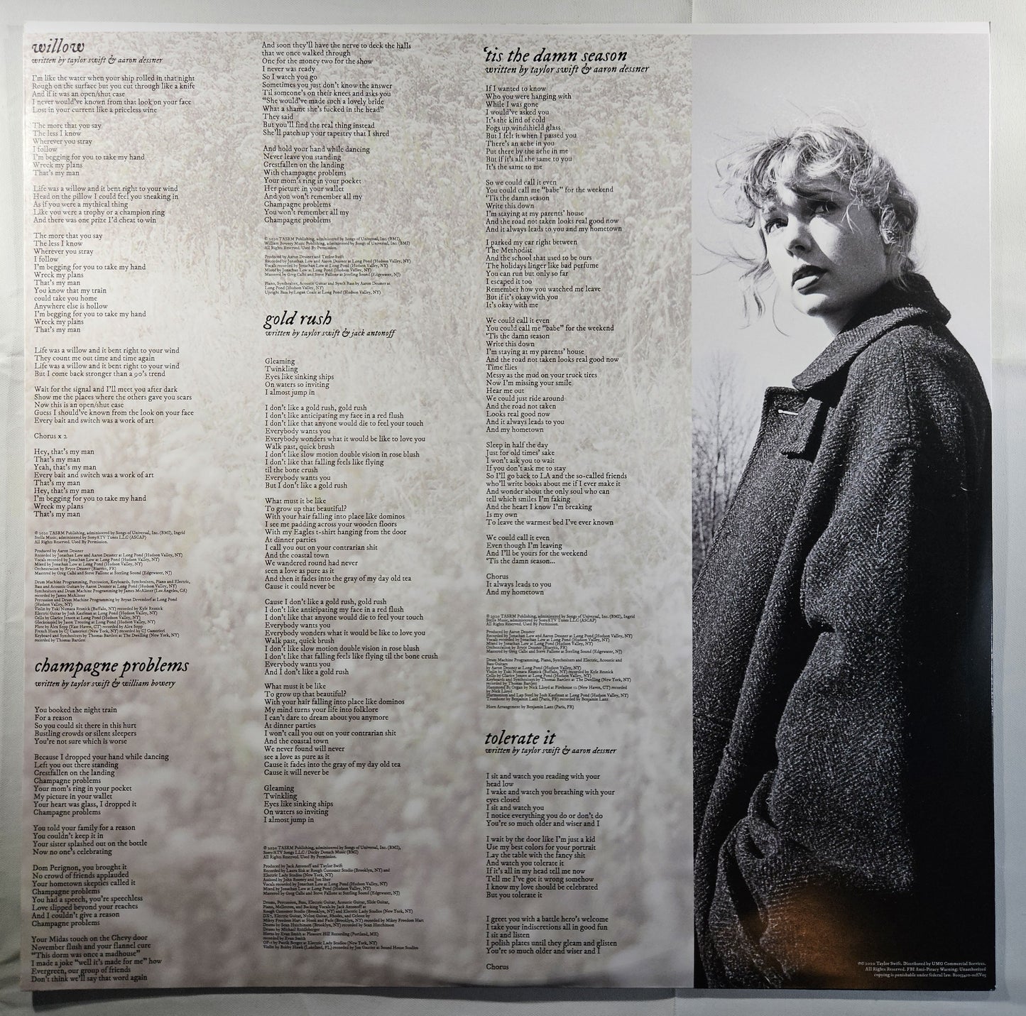 Taylor Swift - Evermore [Reissue Deluxe Edition Translucent Green] [Used Double Vinyl Record LP]