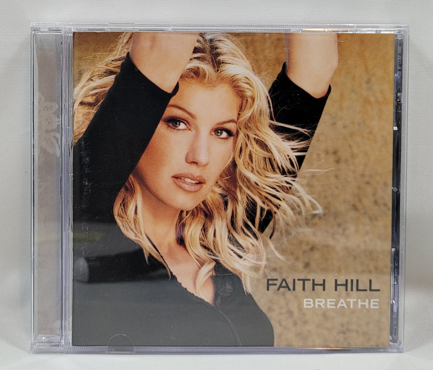 Faith Hill - Breathe [1999 Olyphant Pressing] [Used CD] [B]