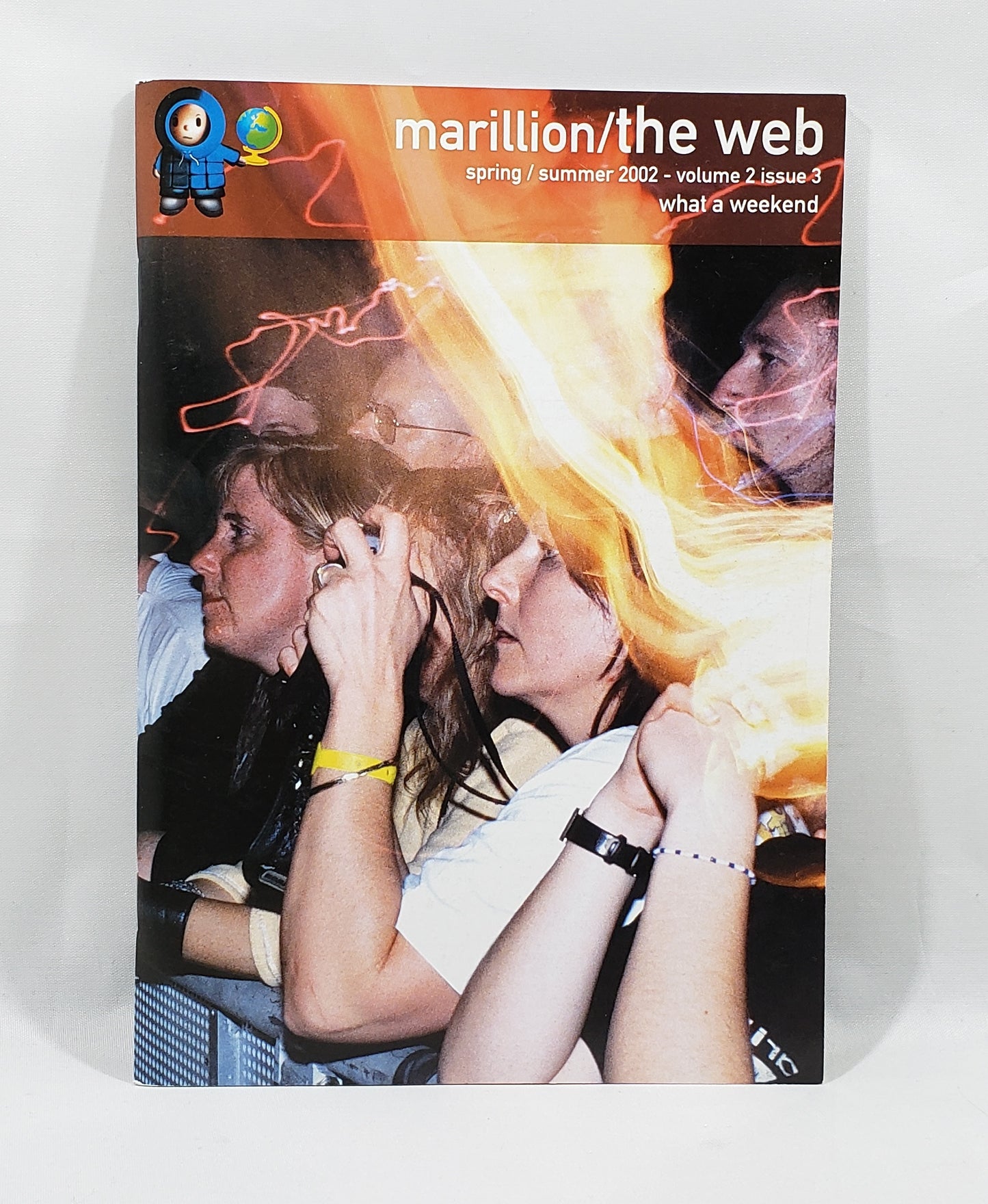 Marillion: The Web Fan Club Magazine Spring/Summer 2002 - Volume 2 Issue 3 - What a Weekend