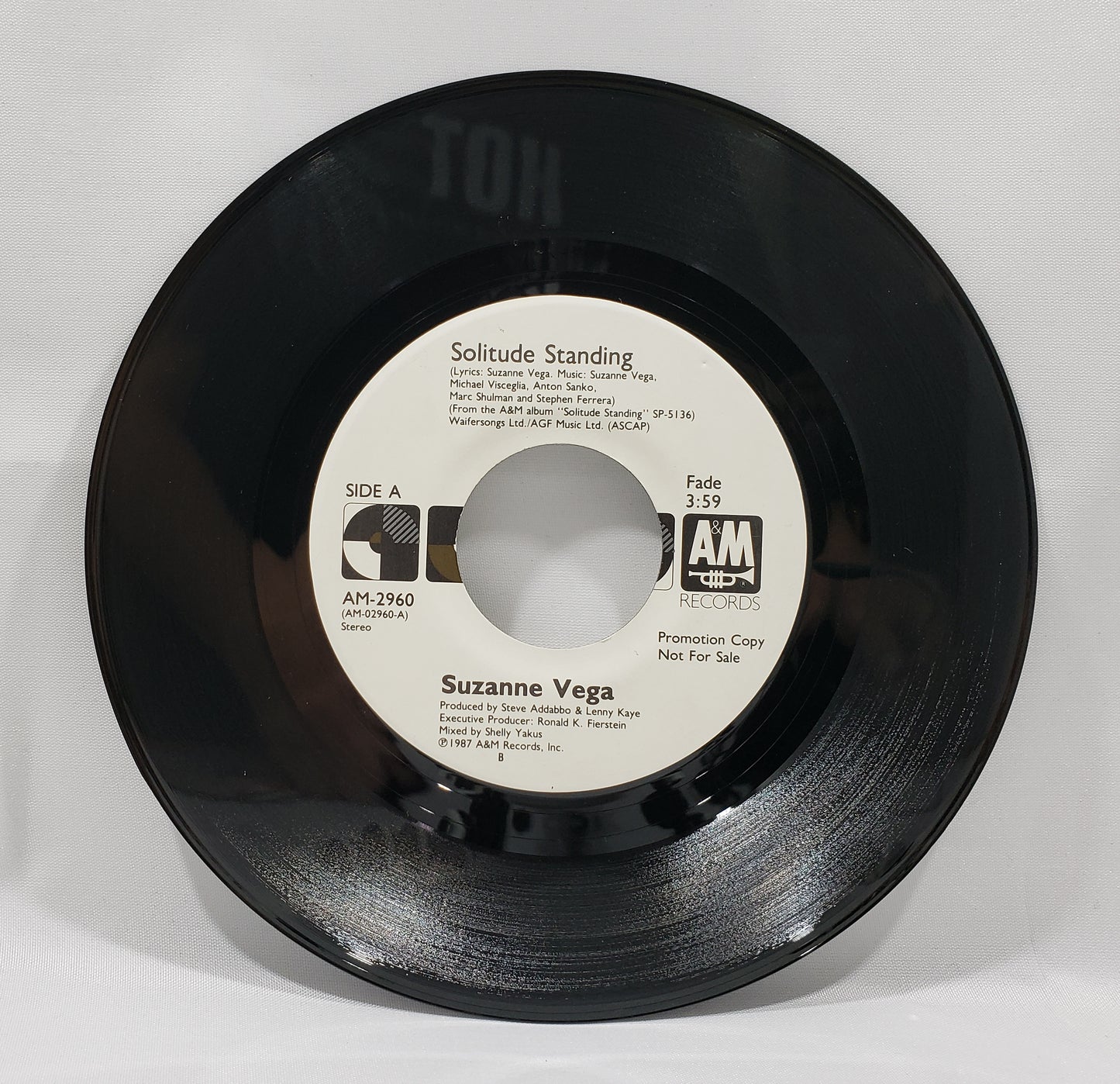 Suzanne Vega - Solitude Standing [1987 Promo] [Used Vinyl Record 7" Single]