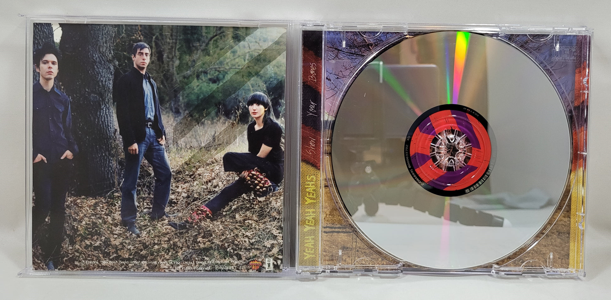 Yeah Yeah Yeahs - Show Your Bones [2006 Used CD]